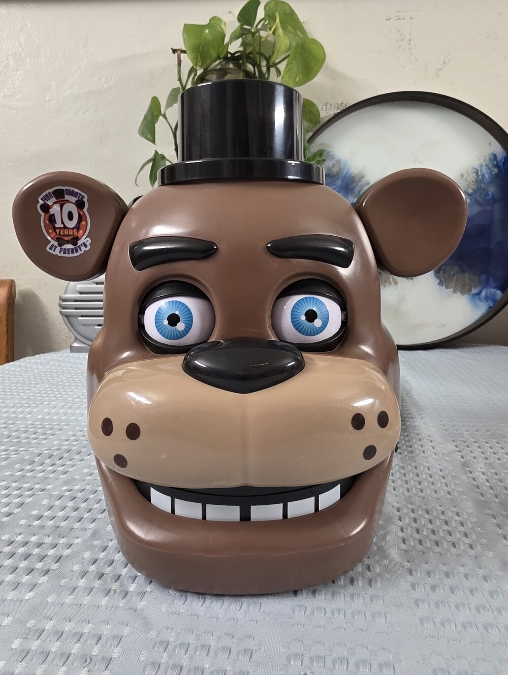 Five Nights at Freddy's FNAF Animatronic Talking Head Coin Case WORKS